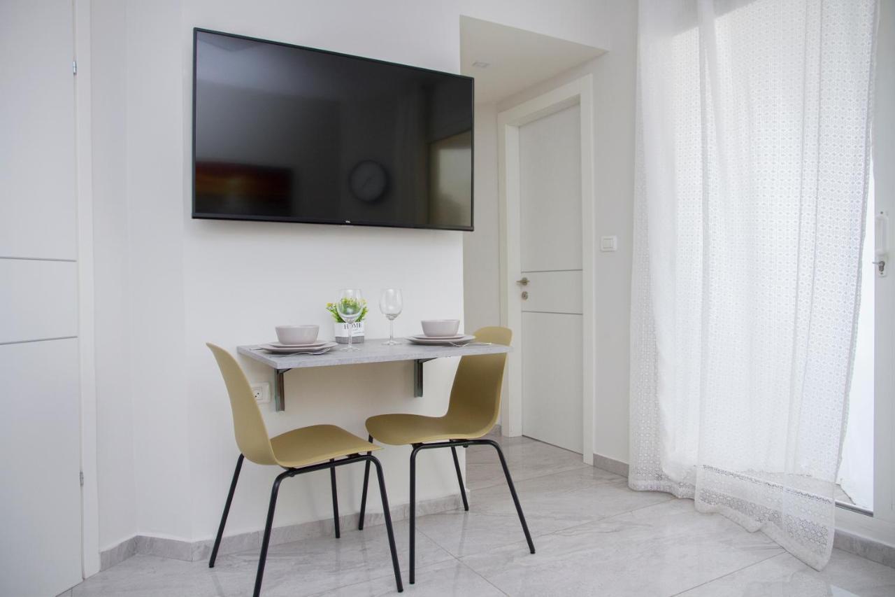 Apartments4You Leonardo 11 Bat Yam Exteriör bild