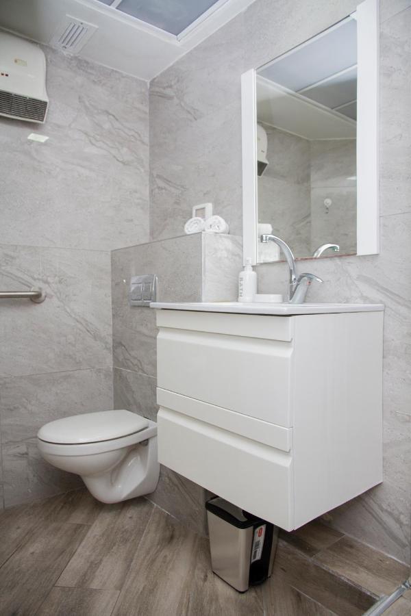 Apartments4You Leonardo 11 Bat Yam Exteriör bild