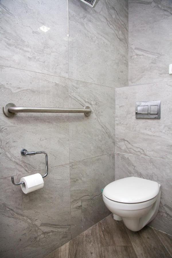 Apartments4You Leonardo 11 Bat Yam Exteriör bild
